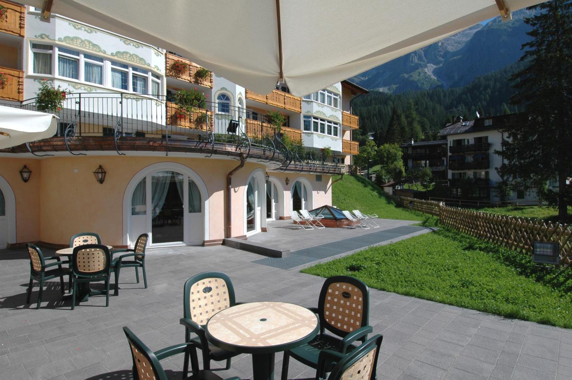 Residence Pez Gajard San Martino Di Castrozza Kültér fotó