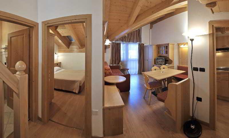 Residence Pez Gajard San Martino Di Castrozza Kültér fotó