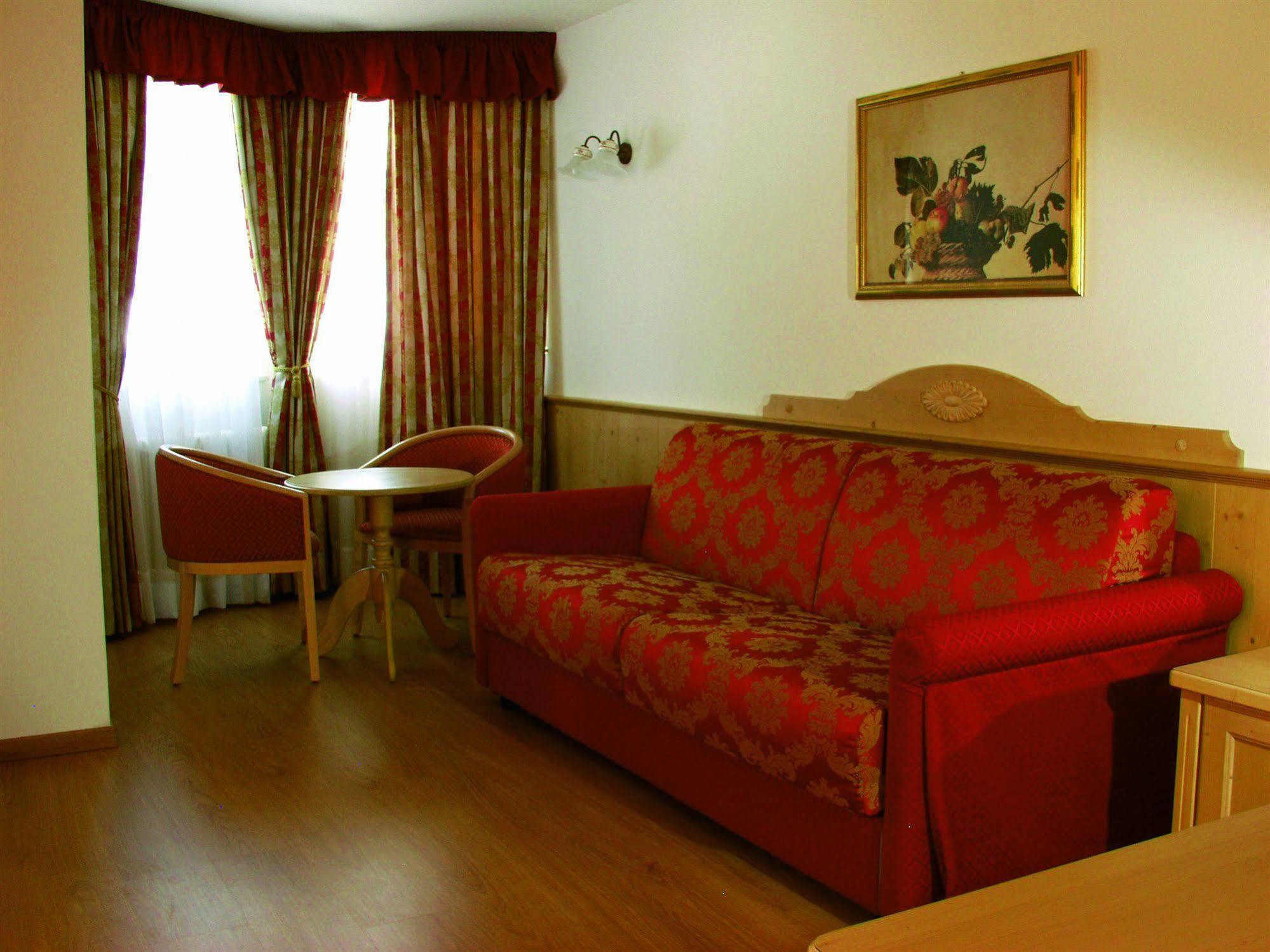 Residence Pez Gajard San Martino Di Castrozza Kültér fotó