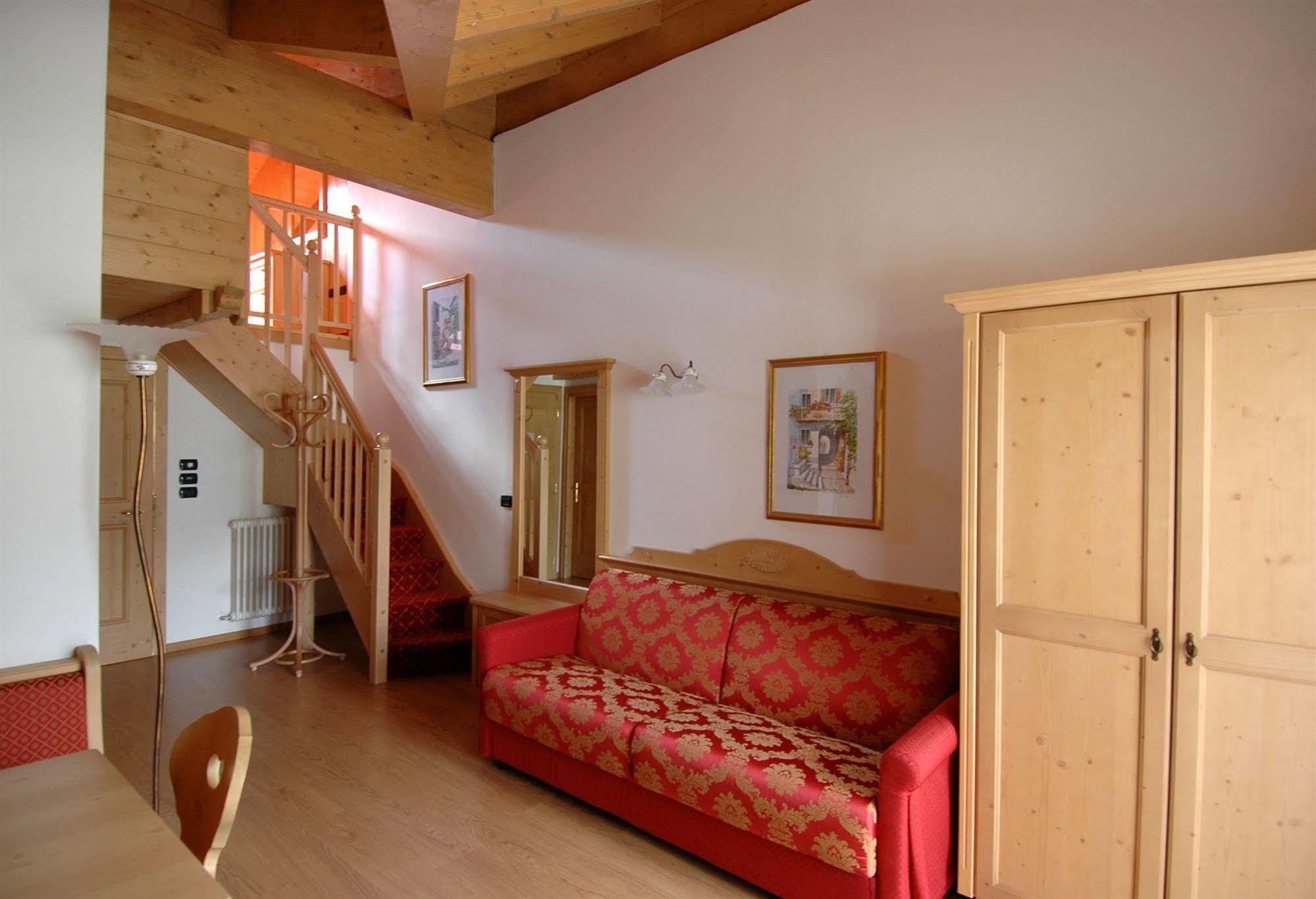 Residence Pez Gajard San Martino Di Castrozza Kültér fotó