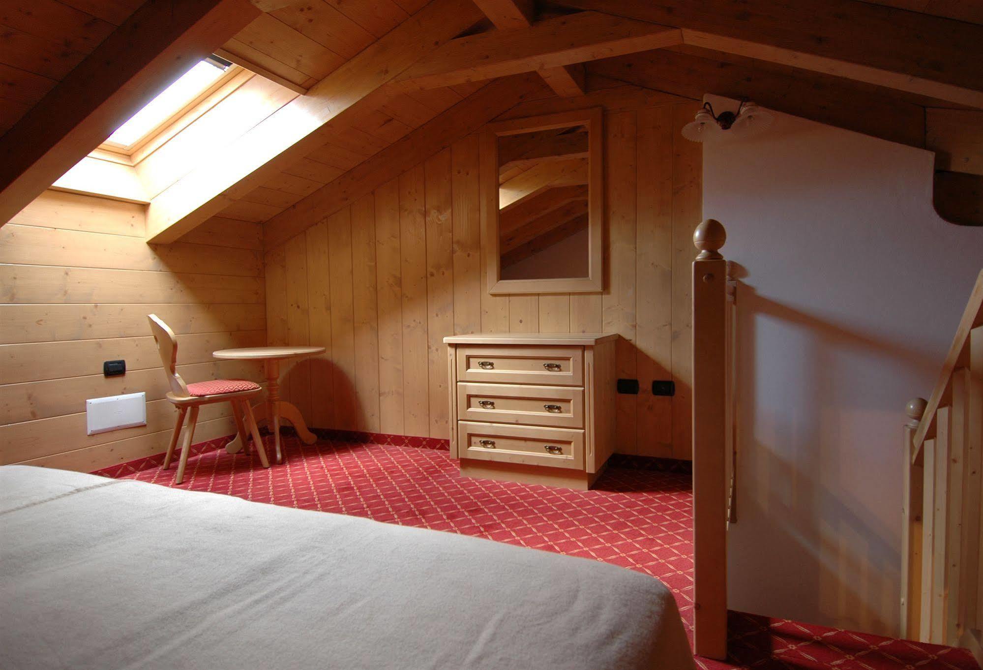 Residence Pez Gajard San Martino Di Castrozza Kültér fotó