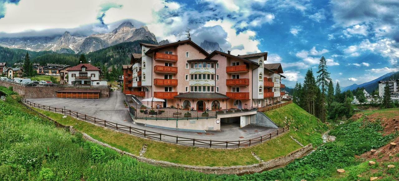 Residence Pez Gajard San Martino Di Castrozza Kültér fotó
